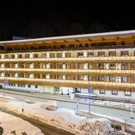 Savoia Aparthotel Cortina d'Ampezzo