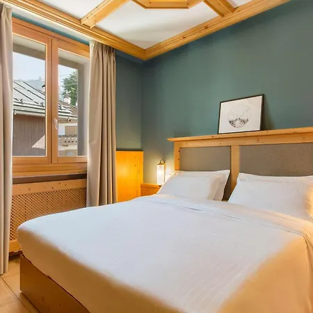 Radisson Residences Savoia Palace كورتينا دامبيتزو