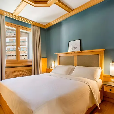 شقة فندقية Radisson Residences Savoia Palace كورتينا دامبيتزو