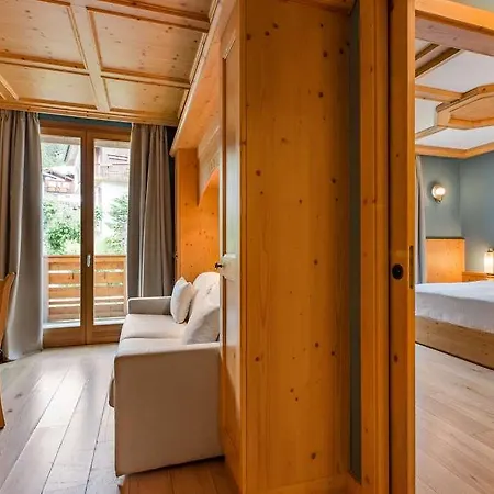 Apart Otel Radisson Residences Savoia Palace 4*