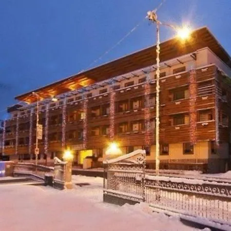 Radisson Residences Savoia Palace 4* 科尔蒂纳丹佩佐