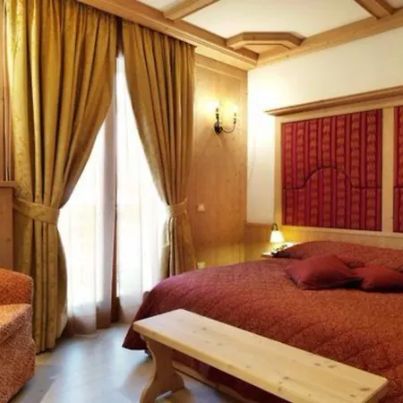 Radisson Residences Savoia Palace 公寓式酒店 科尔蒂纳丹佩佐