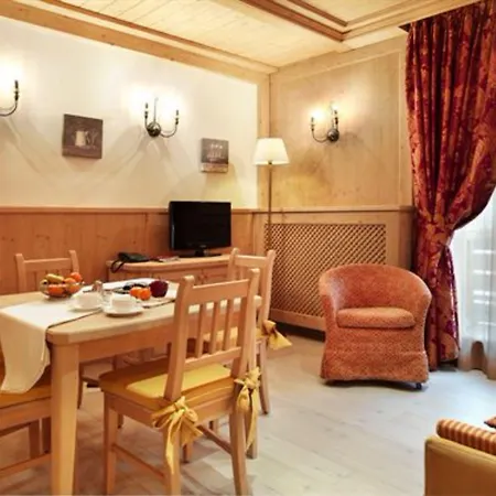 Radisson Residences Savoia Palace 科尔蒂纳丹佩佐