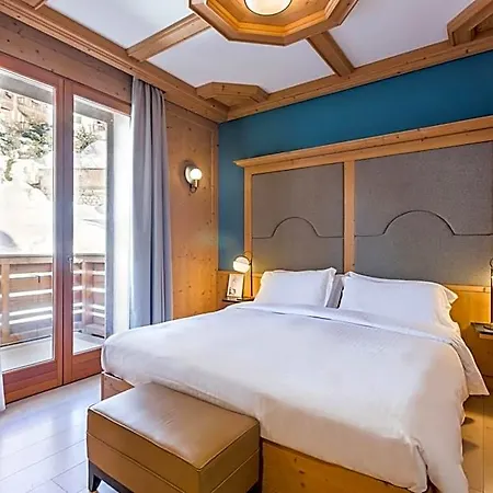 Radisson Residences Savoia Palace 4* كورتينا دامبيتزو
