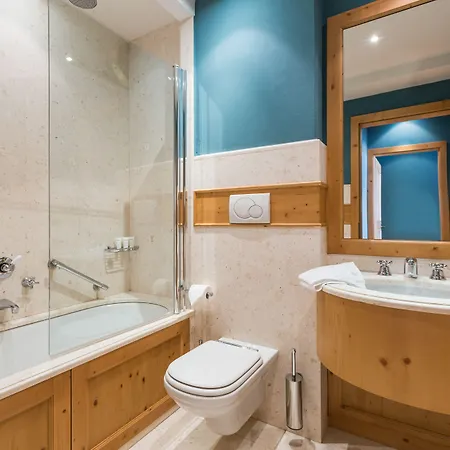 شقة فندقية Radisson Residences Savoia Palace 4*