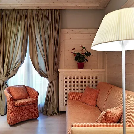 מלון דירות Radisson Residences Savoia Palace