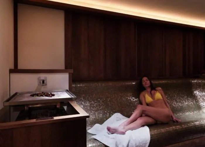 شقة فندقية Radisson Residences Savoia Palace 4*