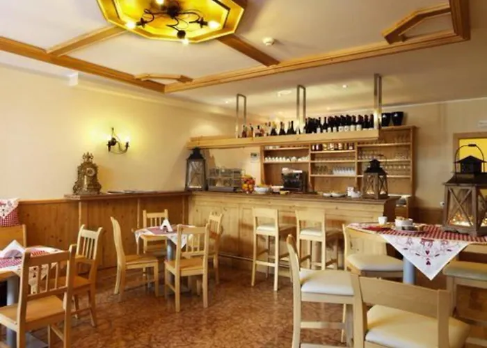 Radisson Residences Savoia Palace شقة فندقية كورتينا دامبيتزو