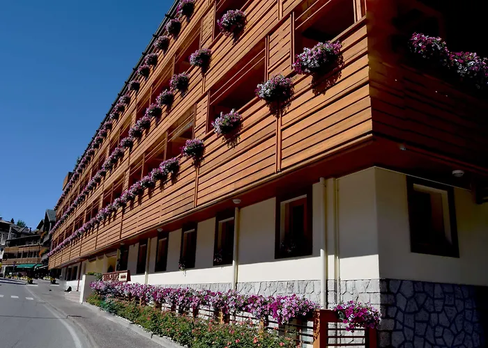 شقة فندقية Radisson Residences Savoia Palace 4*